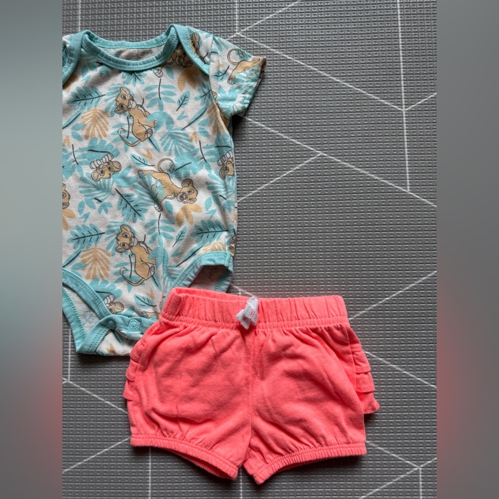 Disney Baby|Baby Girl Onesie lion king bodysuit & Coral Ruffle Shorts Set•••6M